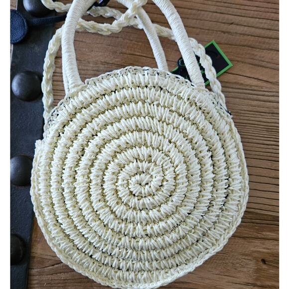 C. Wonder Small Round Crossbody Raina Bag Natural Straw - Picture 5 of 8